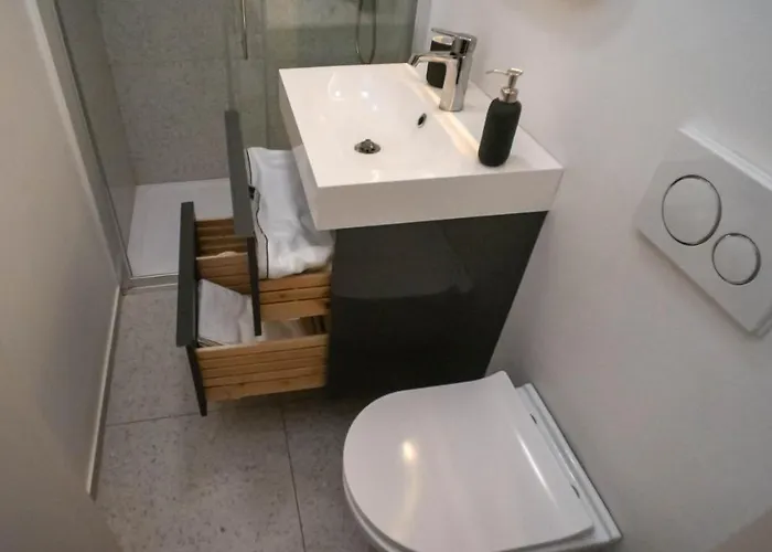 Sunnyside In The Center * Λιουμπλιάνα